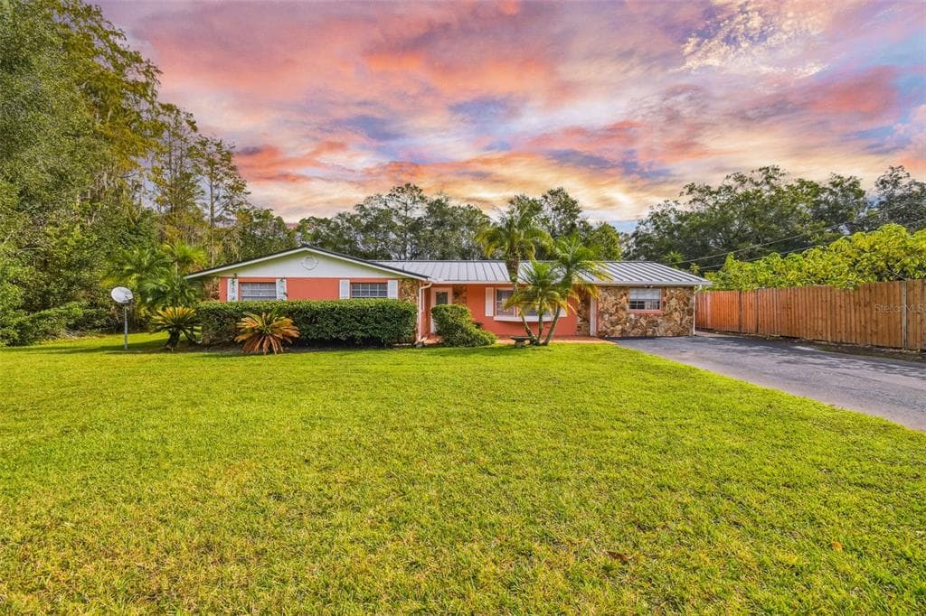 2926 WILSON ROAD LAND O LAKES, FL 34638