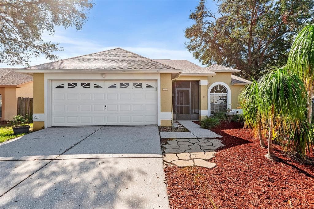1203 BLOOM HILL AVENUE VALRICO, FL 33596