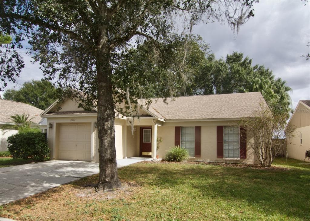 8217 NATCHEZ STREET TAMPA, FL 33637