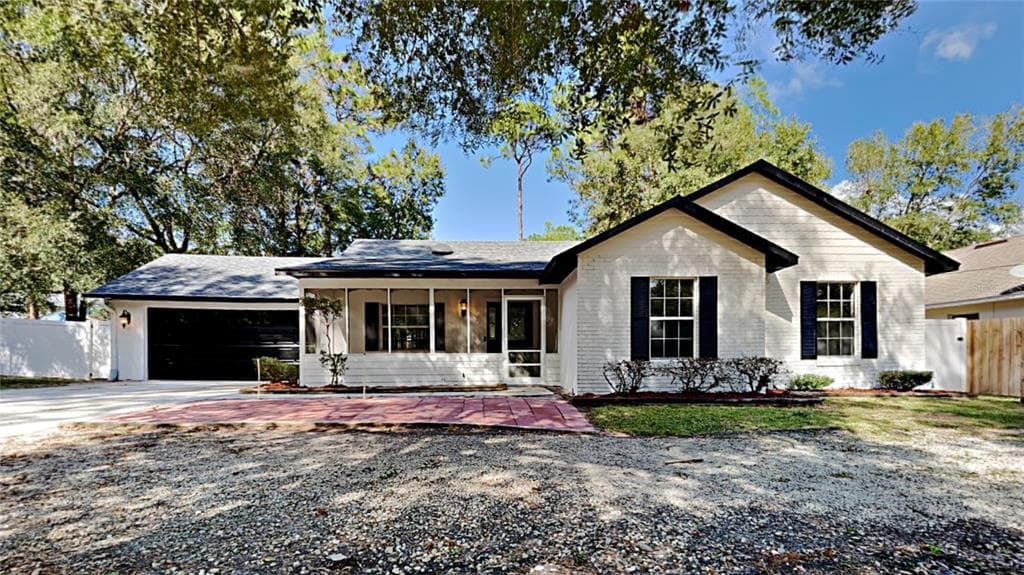26401 SLEEPY HOLLOW STREET SORRENTO, FL 32776