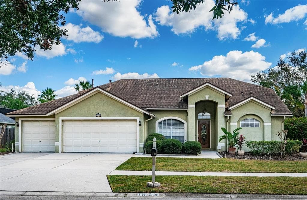 1524 LEDGESTONE DRIVE