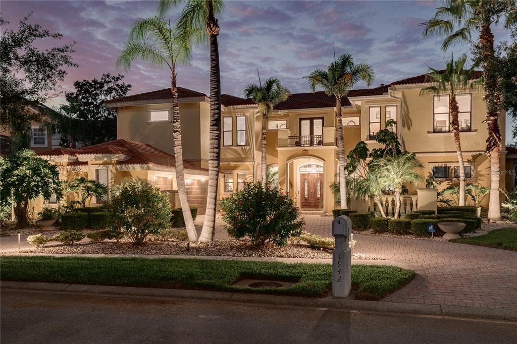 1942 MUIRFIELD WAY OLDSMAR, FL 34677