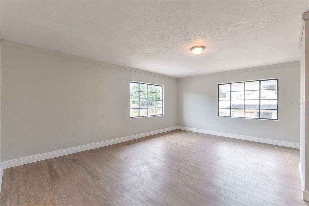 2208 1/2 N BOULEVARD UNIT B TAMPA, FL 33602