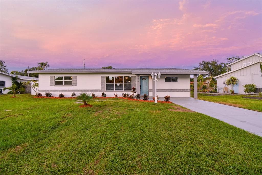 8415 IRIS AVENUE SEMINOLE, FL 33777