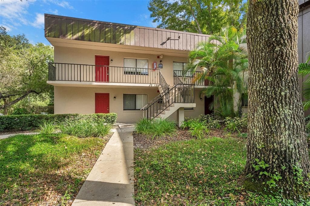 11723 RAINTREE VILLAGE BOULEVARD UNIT C TEMPLE TERRACE, FL 33617
