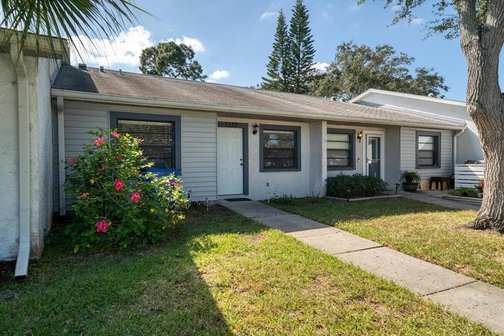 1133 SOMERSET CIRCLE S DUNEDIN, FL 34698