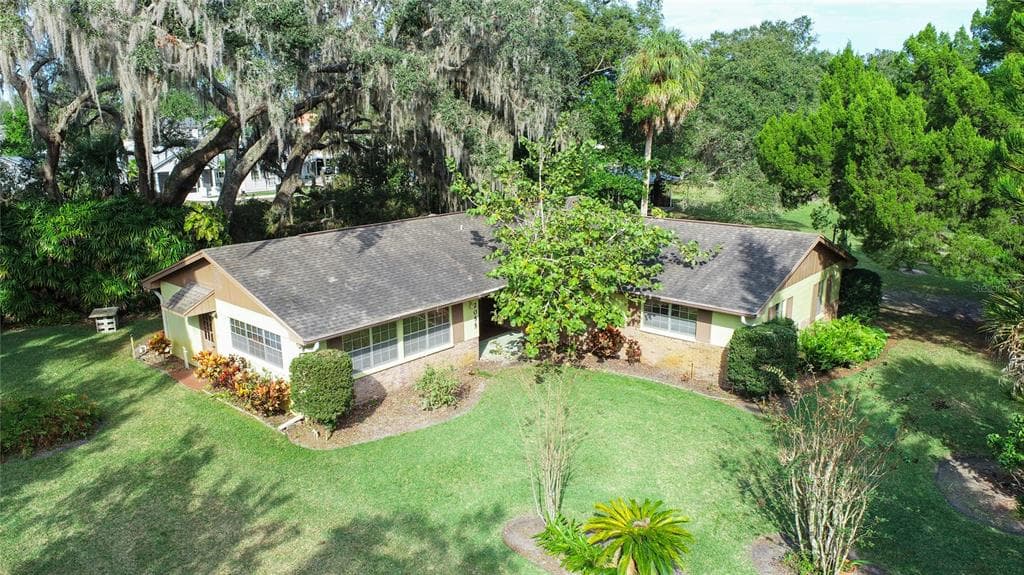 2055 W BEARSS AVENUE TAMPA, FL 33618