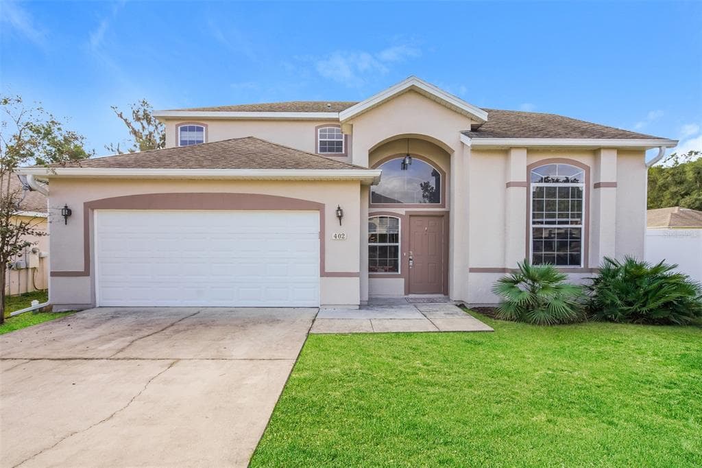 402 BAY OAK LANE LADY LAKE, FL 32159