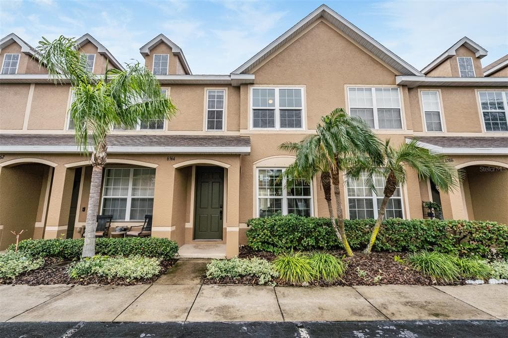 6564 MARLBERRY WAY LARGO, FL 33773