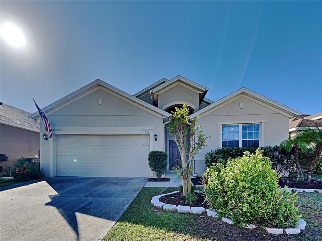 836 KRENSON WOODS LANE LAKELAND, FL 33813