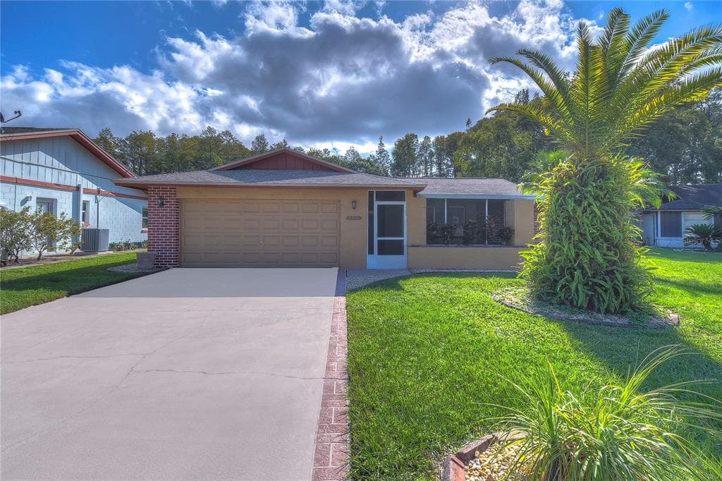 13905 BITTERSWEET WAY TAMPA, FL 33625