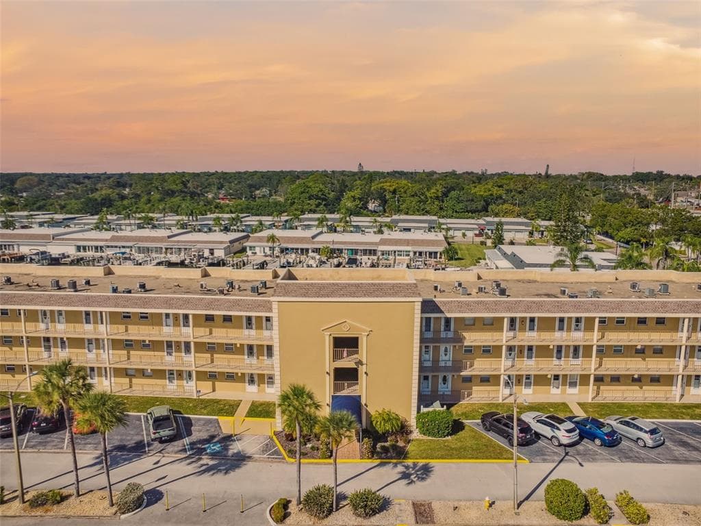 1 BOCA CIEGA POINT BOULEVARD UNIT 311 ST PETERSBURG, FL 33708