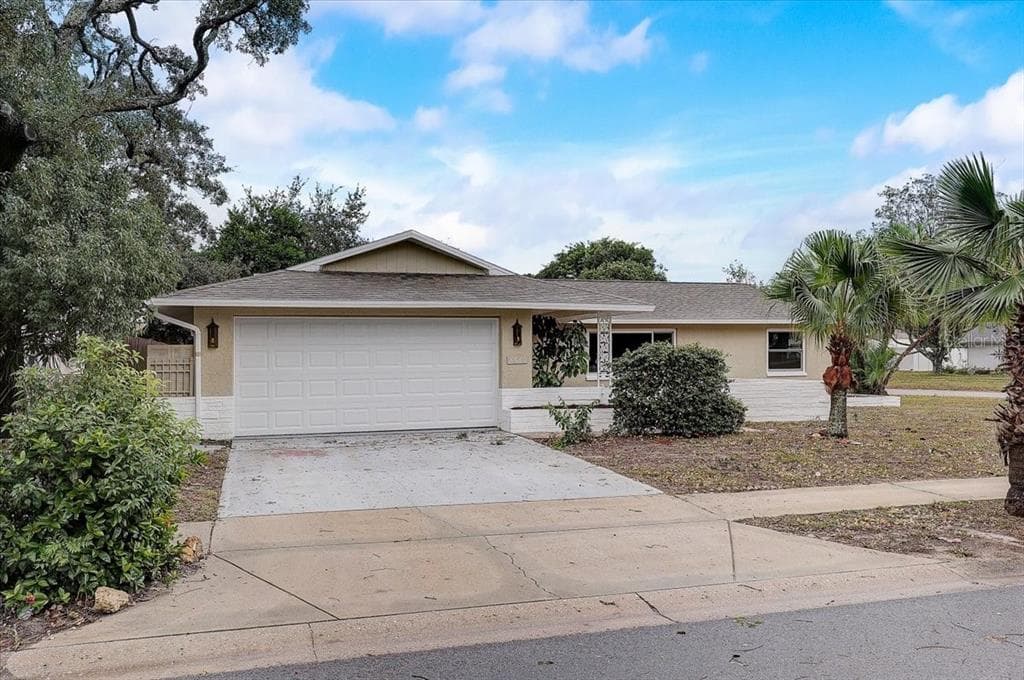 8640 VIXEN LANE PORT RICHEY, FL 34668