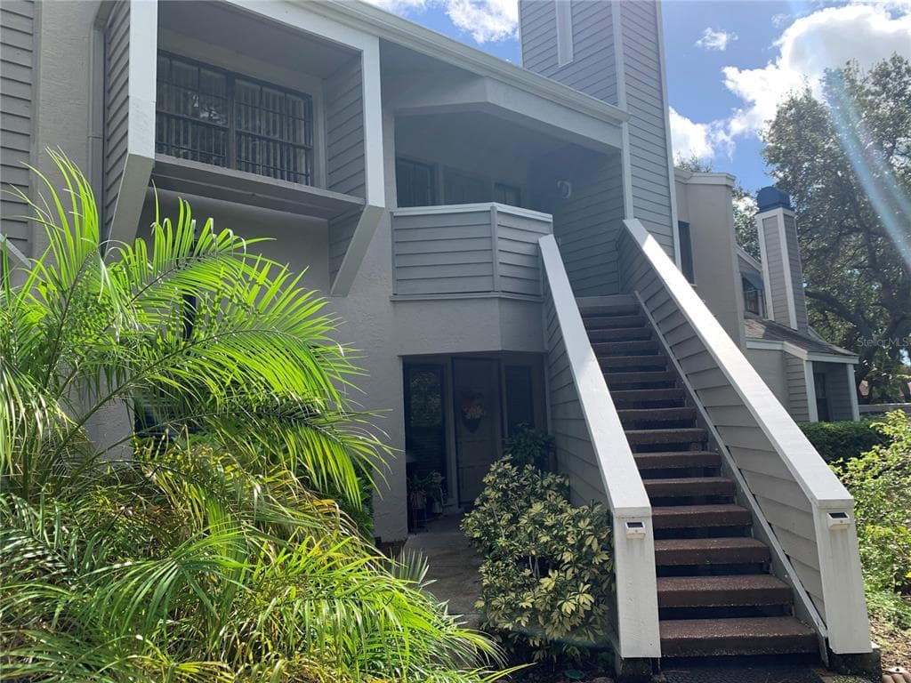8737 BARDMOOR PLACE UNIT 204 SEMINOLE, FL 33777