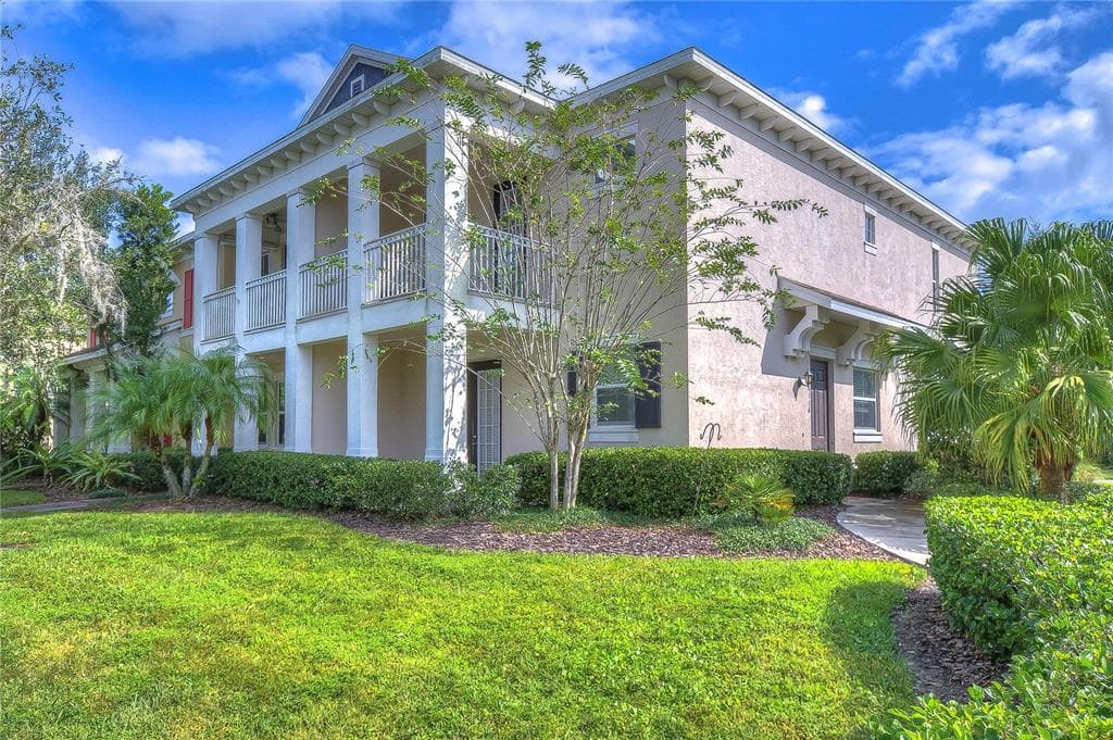 6114 FISHHAWK CROSSING BOULEVARD LITHIA, FL 33547