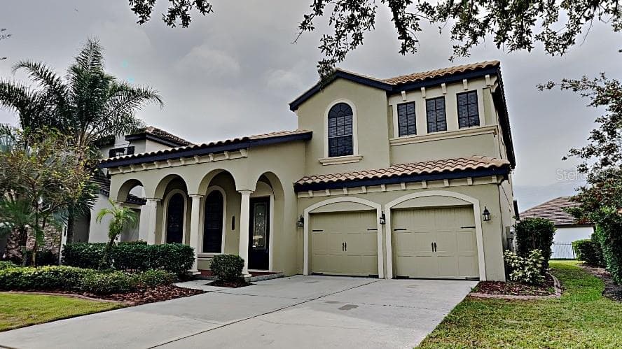 8223 DUNHAM STATION DRIVE TAMPA, FL 33647
