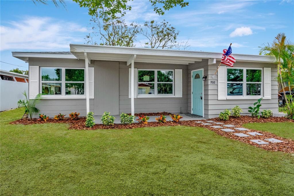 7012 40TH AVENUE N ST PETERSBURG, FL 33709