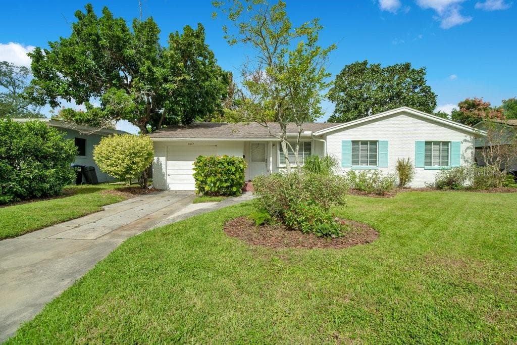 1617 CAMPBELL AVENUE ORLANDO, FL 32806