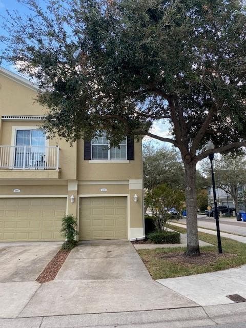 6762 EAGLE FEATHER DRIVE RIVERVIEW, FL 33578
