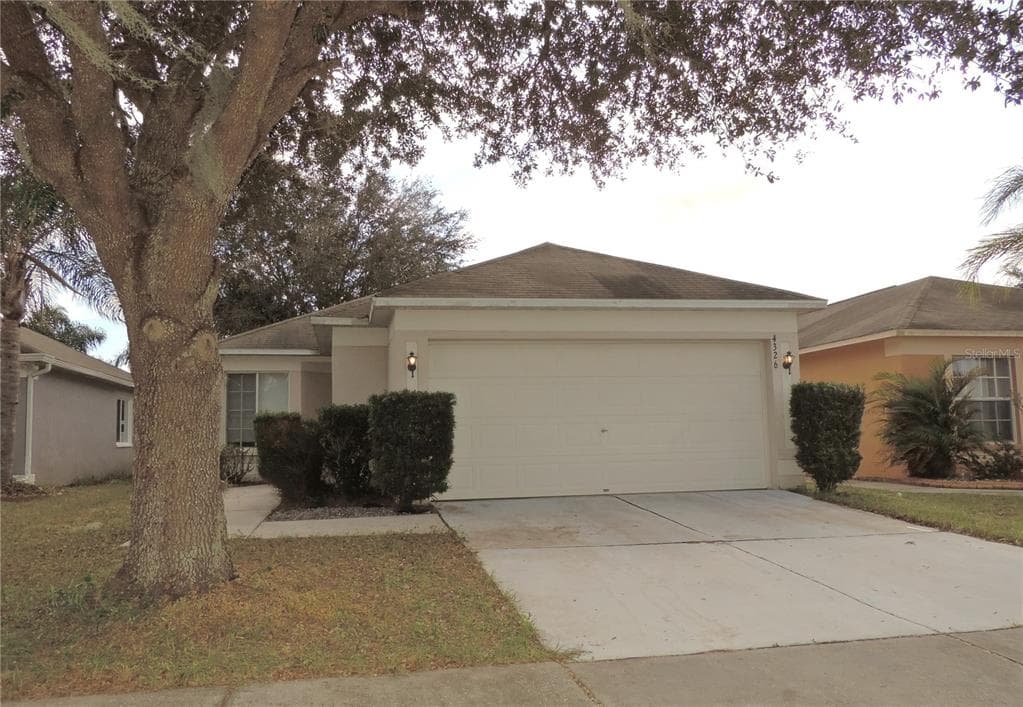 4326 COUNTRY HILLS BOULEVARD PLANT CITY, FL 33563