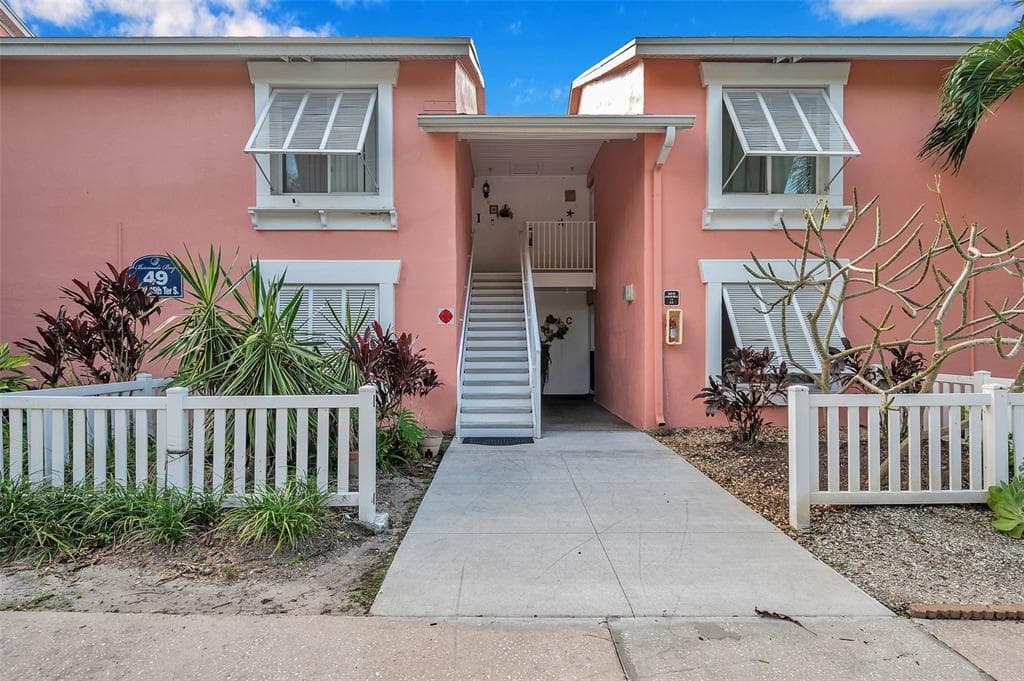 4160 35TH TERRACE S UNIT C ST PETERSBURG, FL 33711