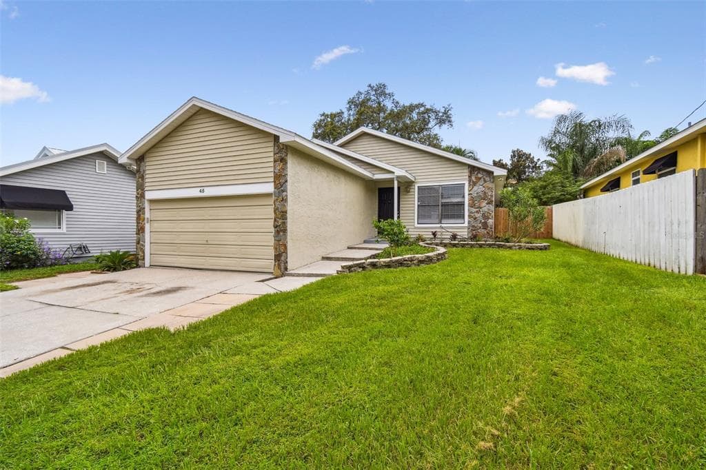 45 IRWIN STREET W SAFETY HARBOR, FL 34695
