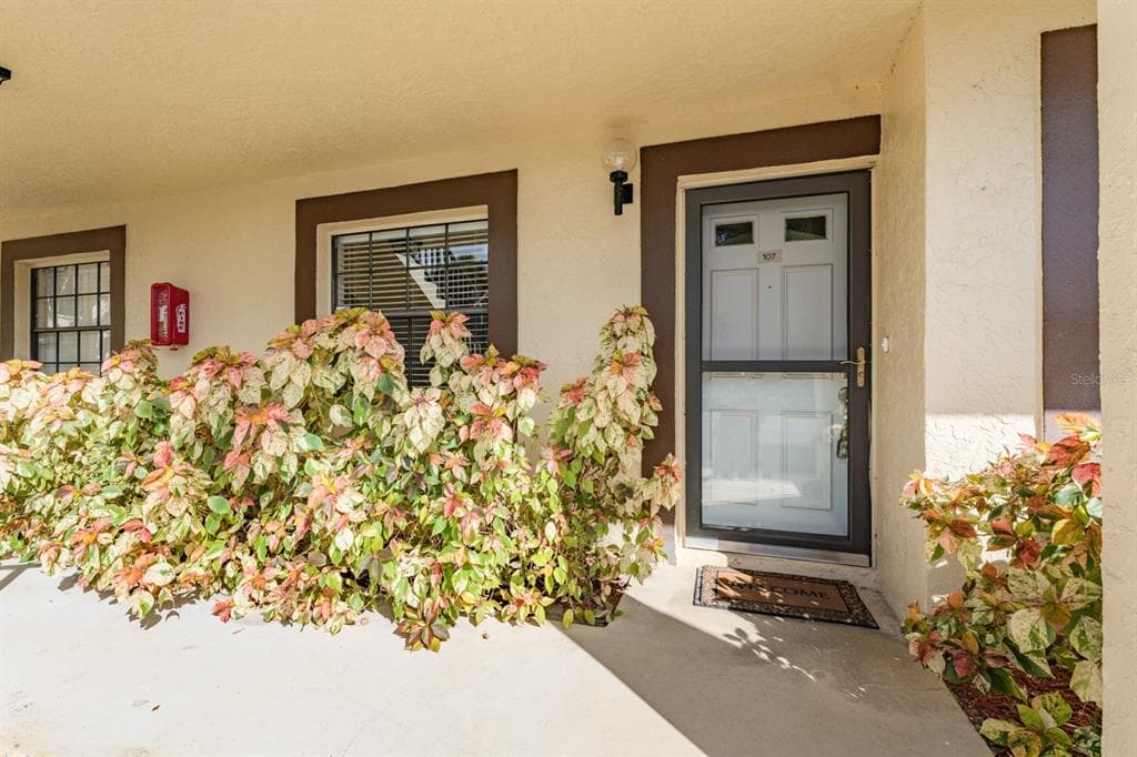 2400 WINDING CREEK BOULEVARD UNIT 18A-107 CLEARWATER, FL 33761