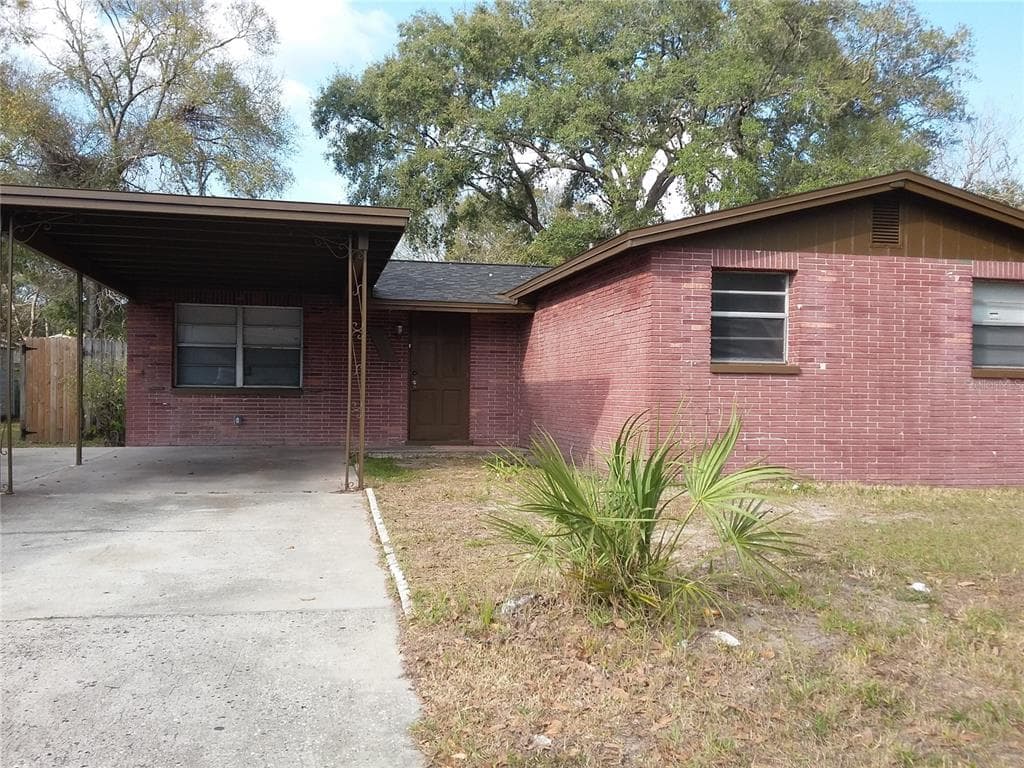 2624 E EMMA STREET TAMPA, FL 33610