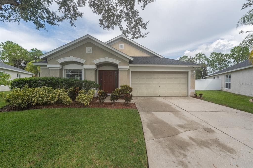 13211 EVENING SUNSET LANE RIVERVIEW, FL 33579