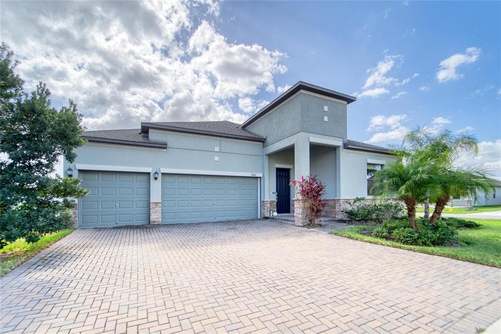 12601 SATIN LILY DRIVE RIVERVIEW, FL 33579