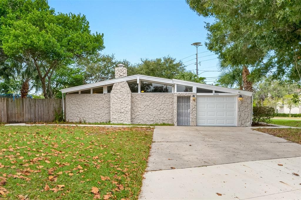 12996 138TH LANE LARGO, FL 33774