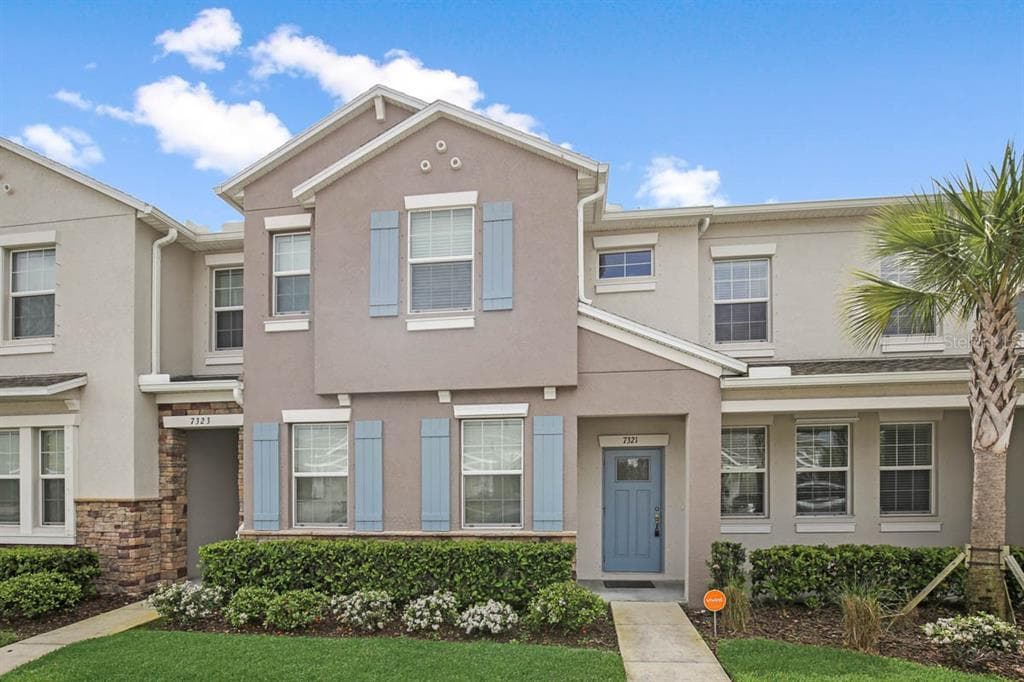 7321 PARKSHORE DRIVE APOLLO BEACH, FL 33572