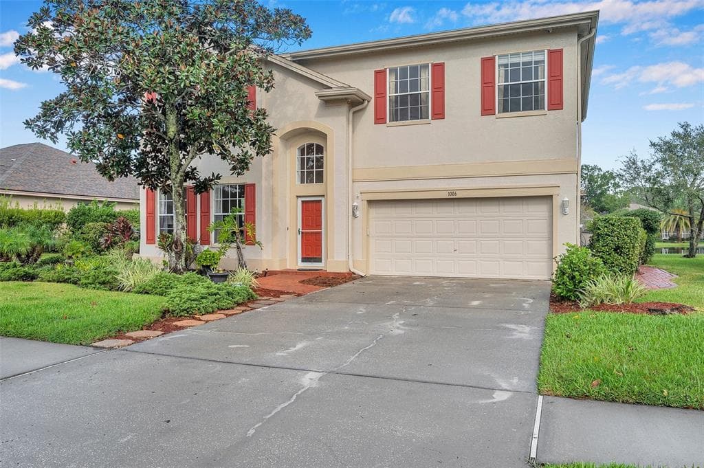 1006 ROBINWOOD DRIVE