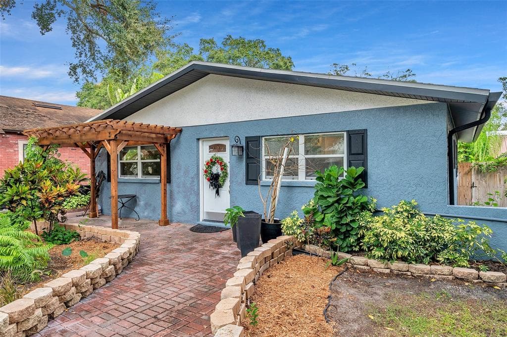 2026 10TH STREET S ST PETERSBURG, FL 33705