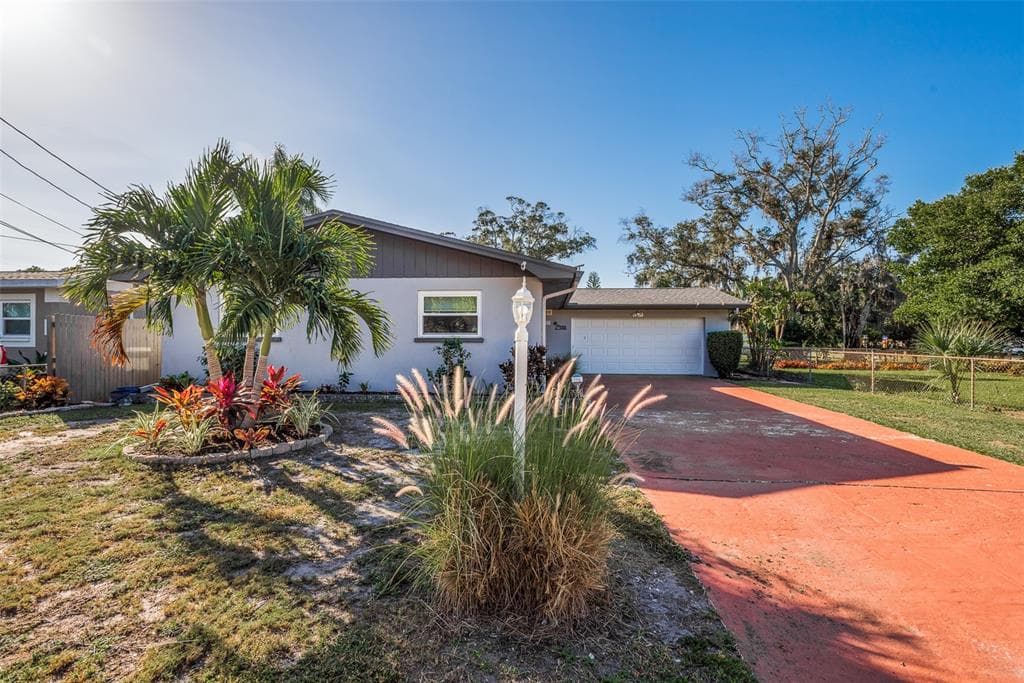 1149 QUEEN STREET CLEARWATER, FL 33756
