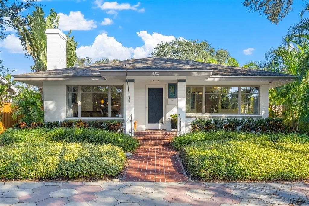 853 21ST AVENUE N ST PETERSBURG, FL 33704