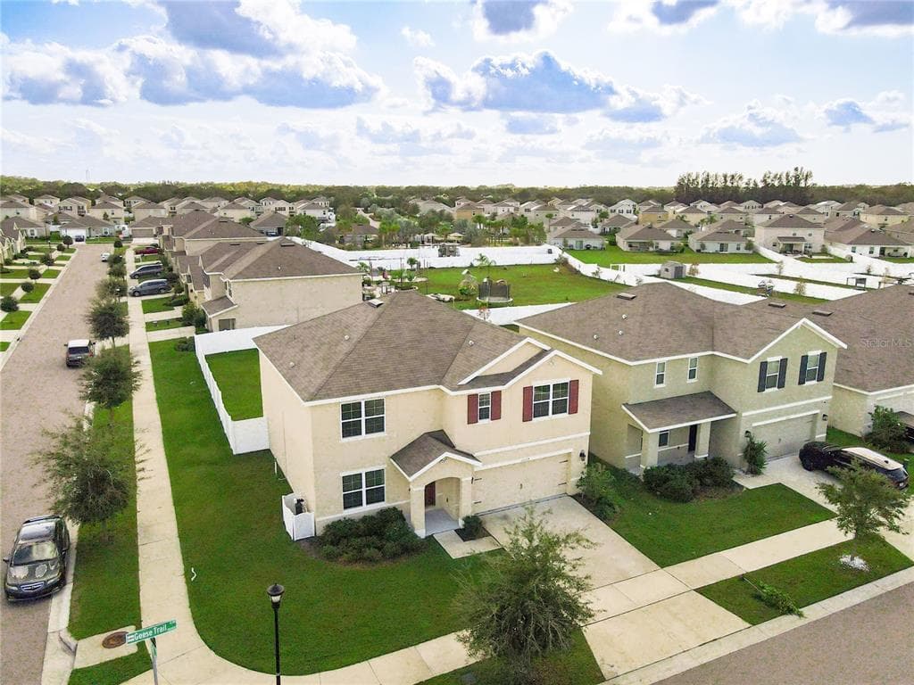 10024 GEESE TRAIL CIRCLE SUN CITY CENTER, FL 33573