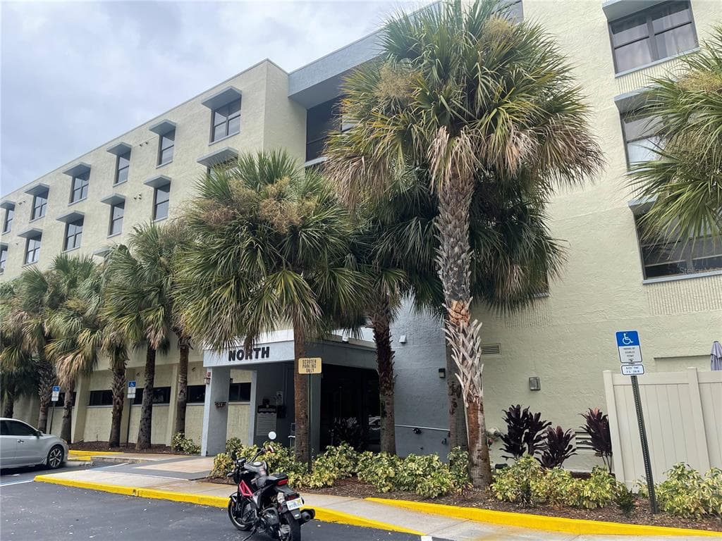 701 S MADISON AVENUE UNIT 519 CLEARWATER, FL 33756