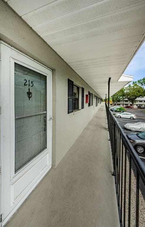 101 LAKE AVENUE NE UNIT 215