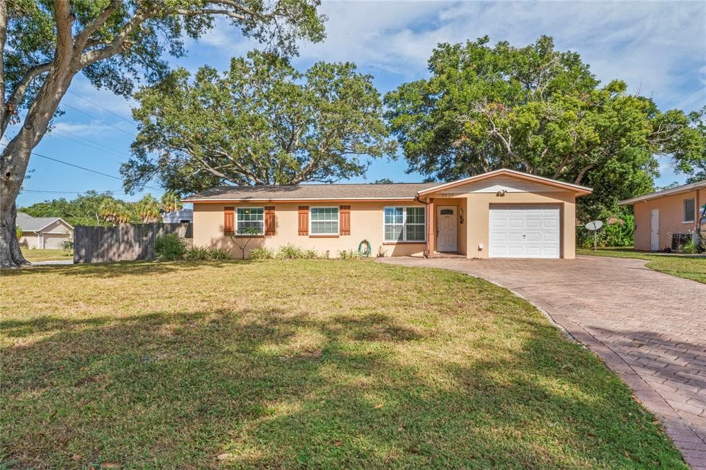 3020 LAKE VISTA DRIVE CLEARWATER, FL 33759