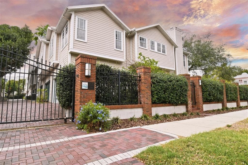350 2ND STREET N UNIT 14 ST PETERSBURG, FL 33701