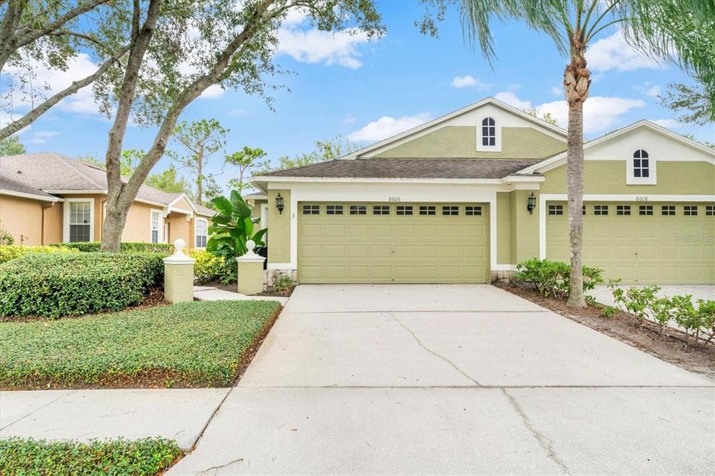 8606 SNOWY OWL TAMPA, FL 33647