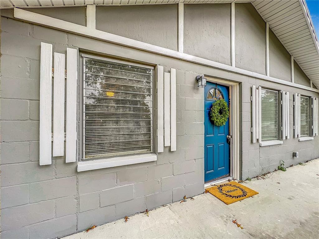 11213 HOOK LANE HUDSON, FL 34669
