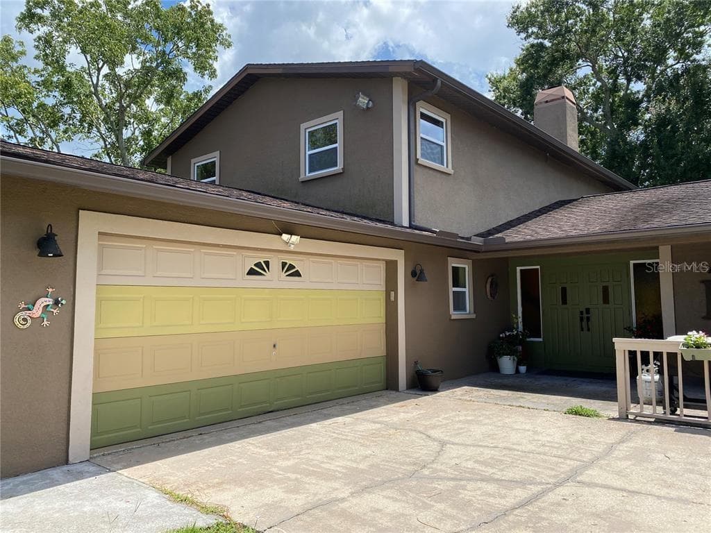 154 LAKE SHORE DRIVE N PALM HARBOR, FL 34684