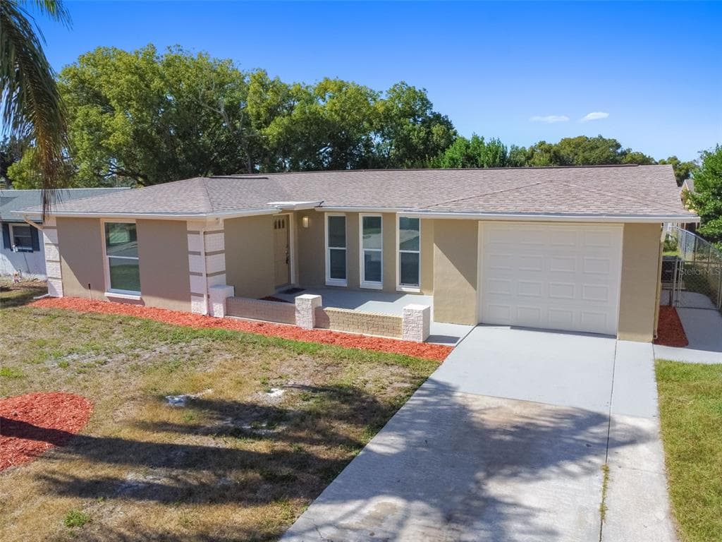 10841 STAMFORD DRIVE PORT RICHEY, FL 34668