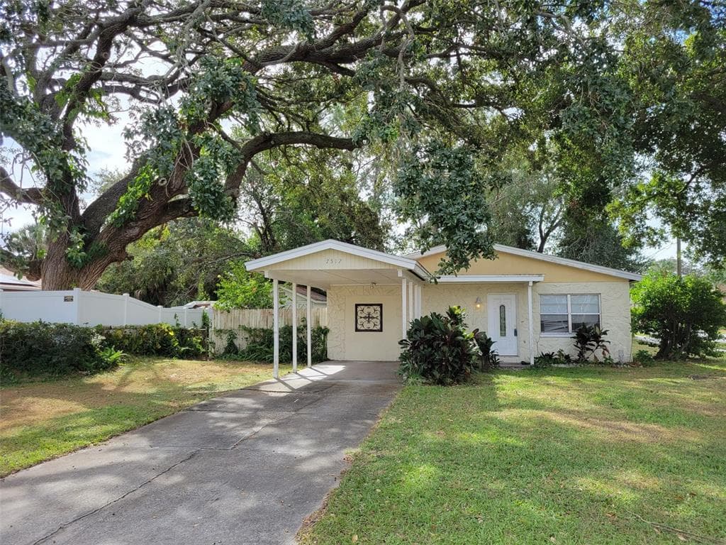 7512 CANAL BOULEVARD TAMPA, FL 33615
