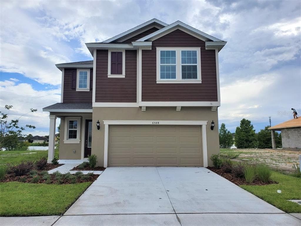 6588 GREAT BEAR DRIVE LAKELAND, FL 33805