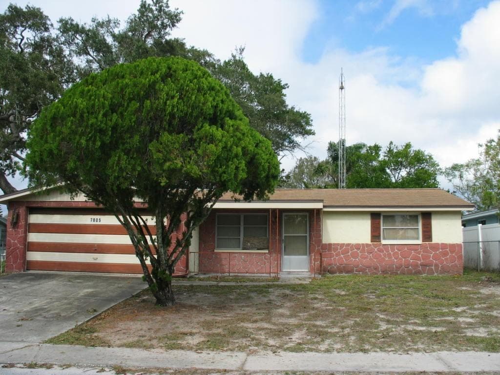 7805 CHALAFONTE DRIVE PORT RICHEY, FL 34668