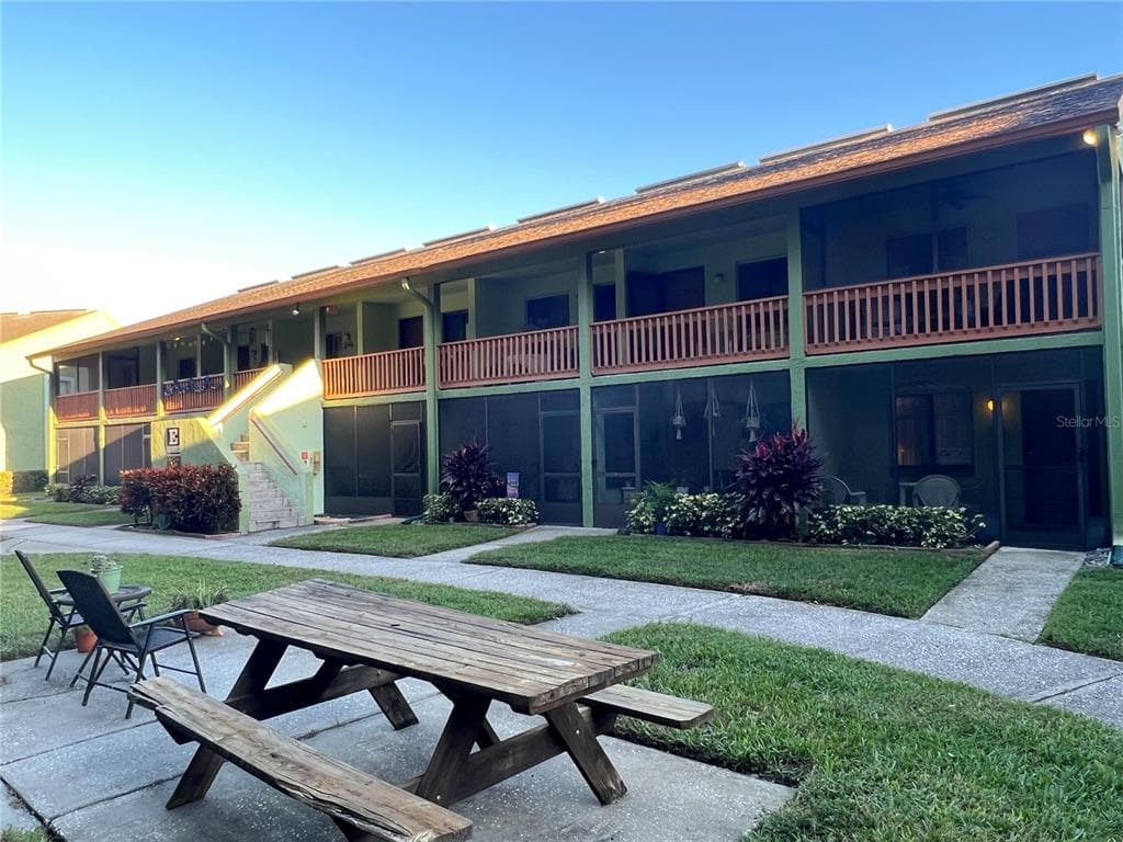 20893 HAULOVER COVE UNIT 1 LUTZ, FL 33558