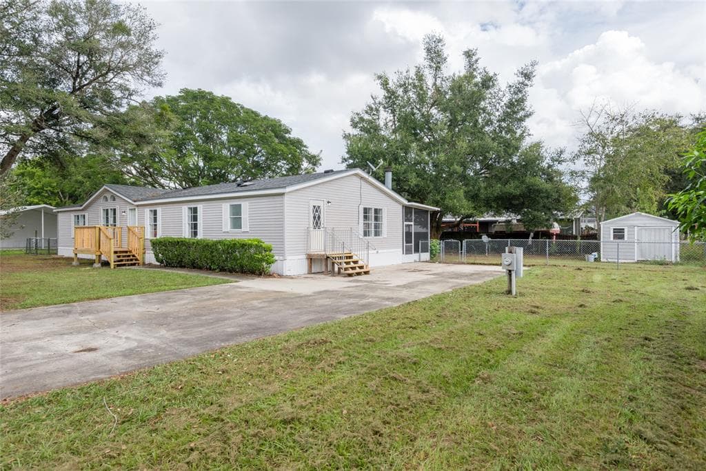 1129 BLUE SKY PLACE DOVER, FL 33527